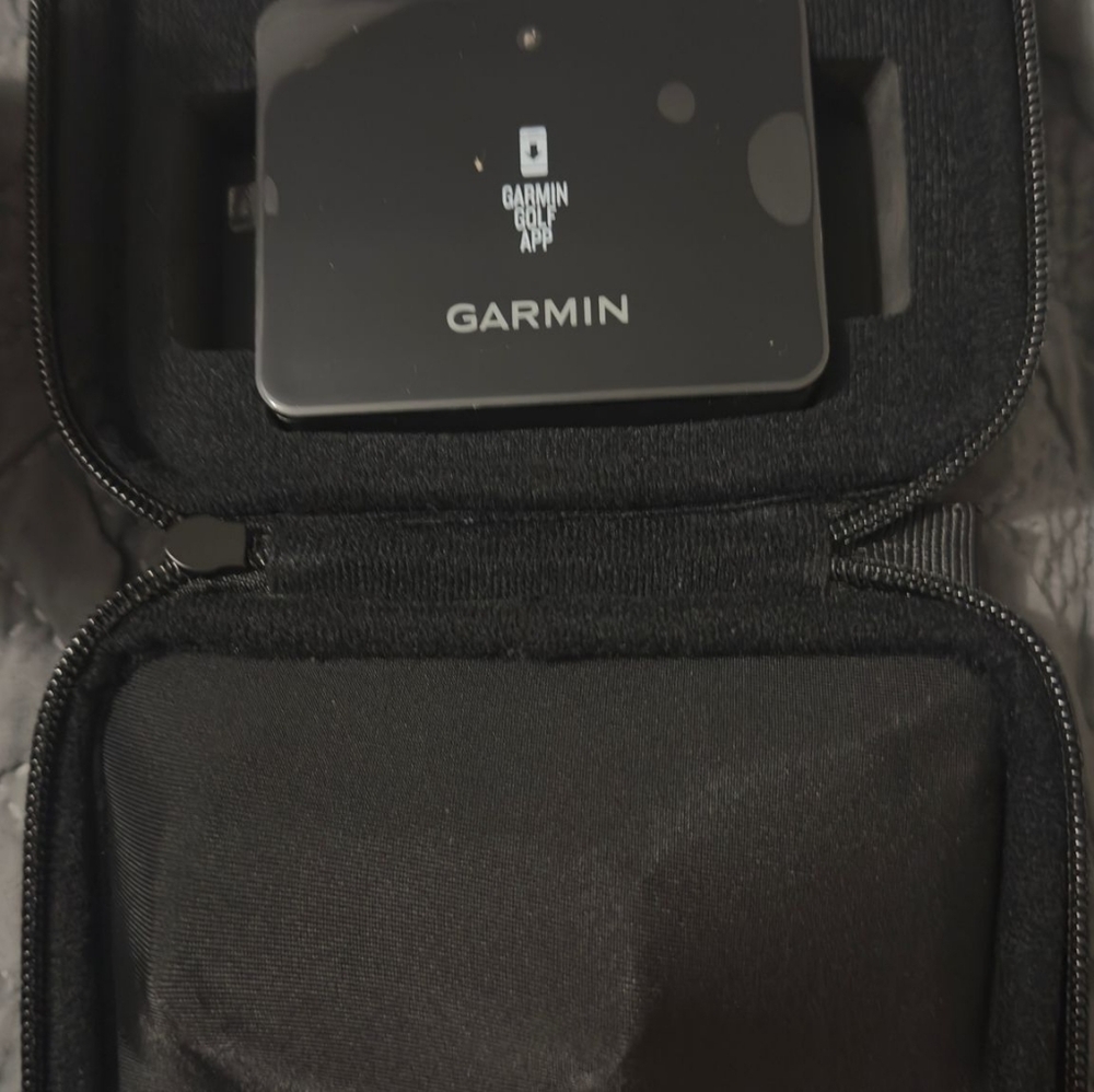 Garmin Approach® R10 Portable Golf Launch Monitor New Open Box Item - Picture 3 of 3